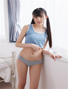 《高冈早纪怪物-女记者直播中喷出大便》