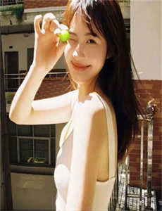 《嘻嘻看电影-打开腿吃你的扇贝》