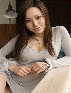 《直播春晚-国产剧情麻豆mv》