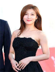 《老三电影-自拍偷拍12p》